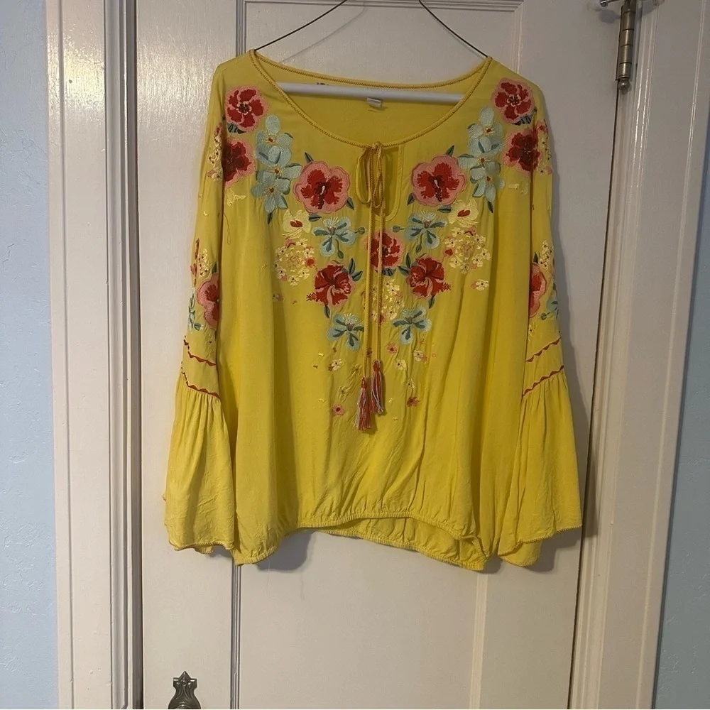 Chelsea & Violet Blouse Yellow Bubble Waist